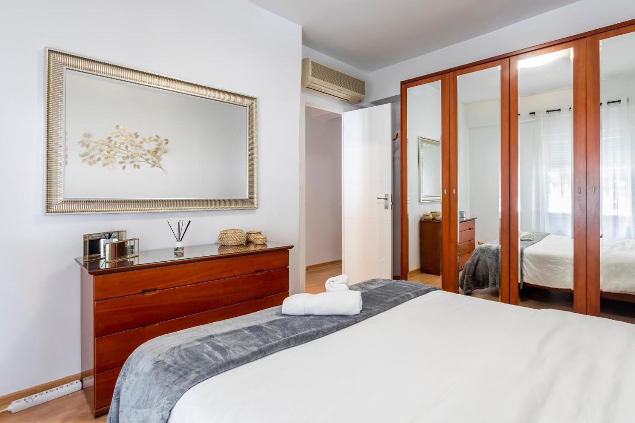Precioso Piso Moderno: Terraza, A/C, Netflix, Wifi Apartment Valencia Exterior photo